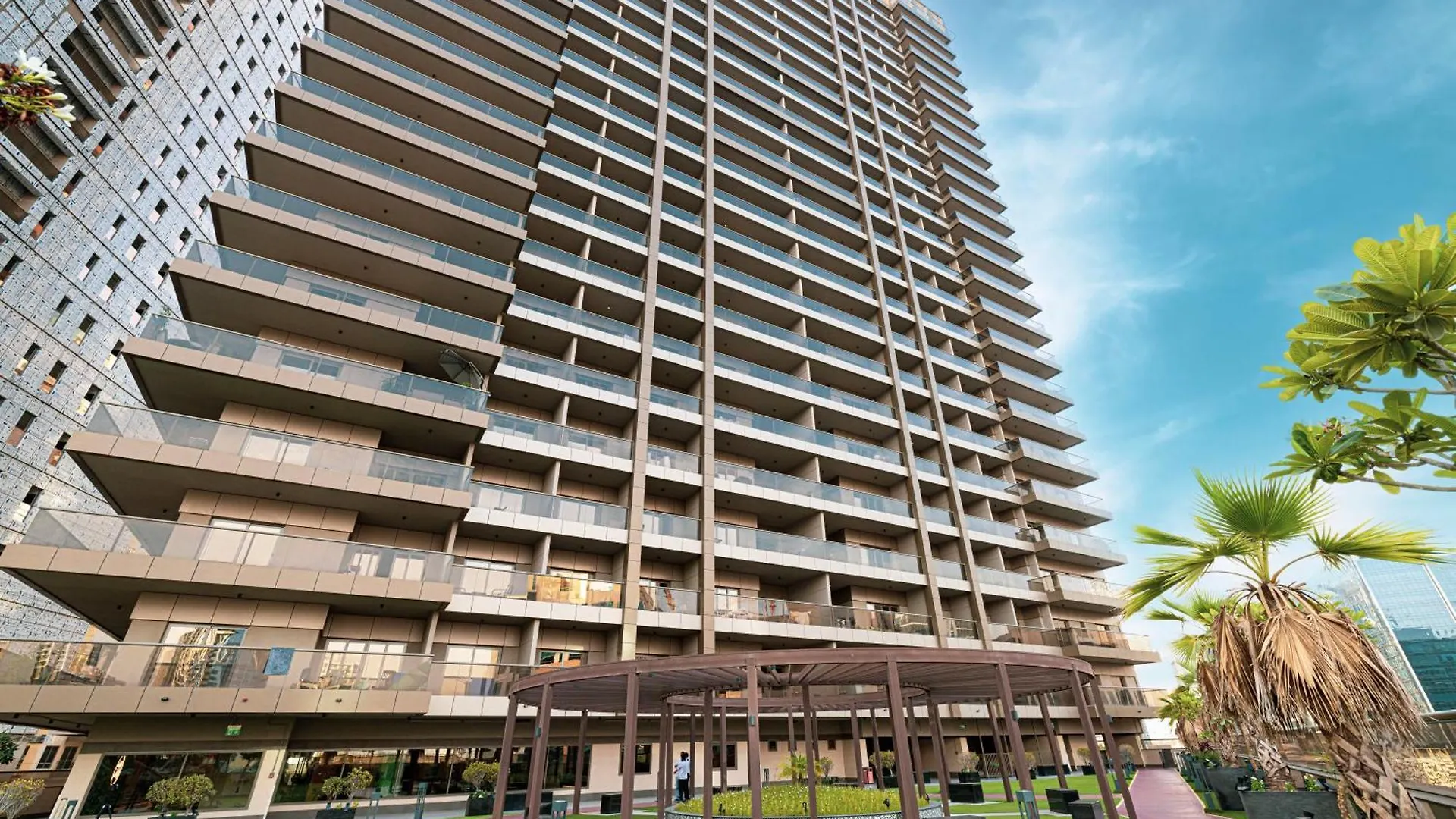 Luxurious Downtown Oasis By Burj Khalifa And Dubai Mall Apartment